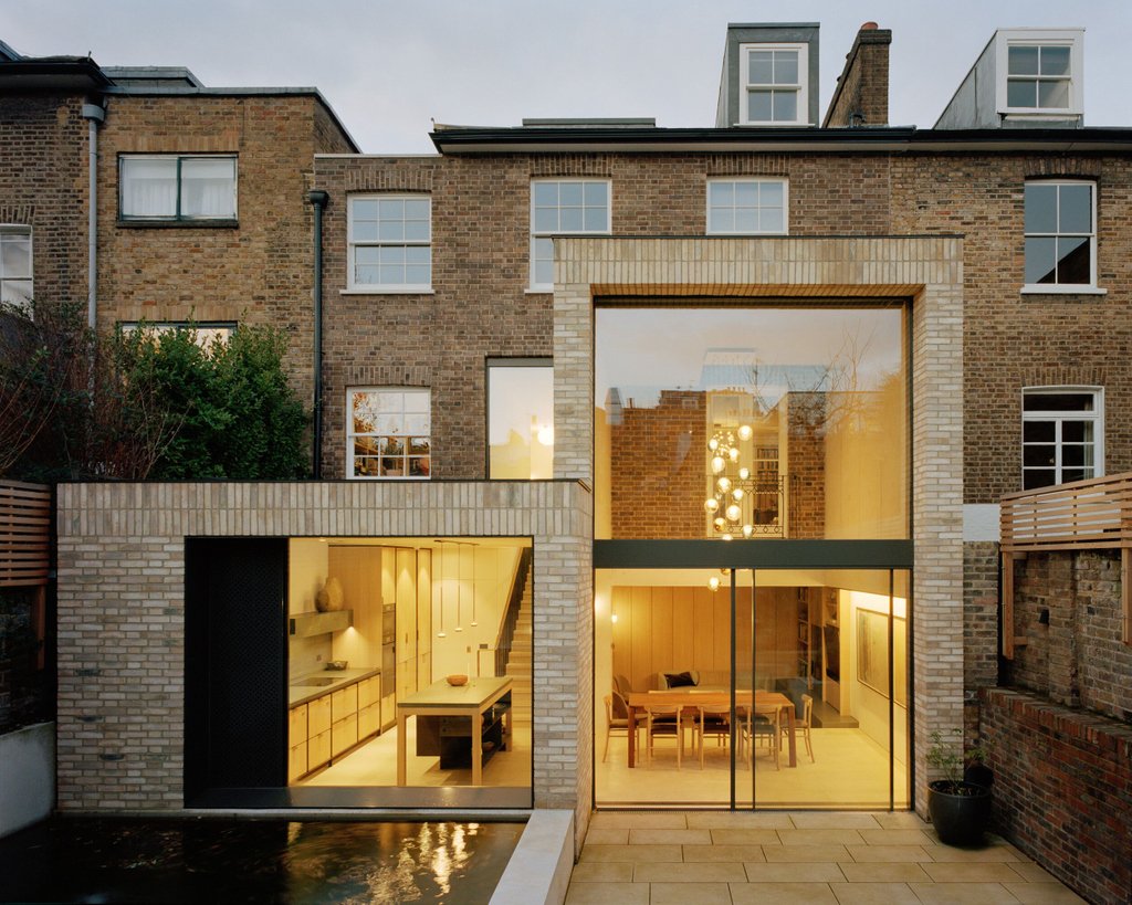 House extension, AN EXPANSIVE DOUBLE STOREY HOUSE EXTENSION