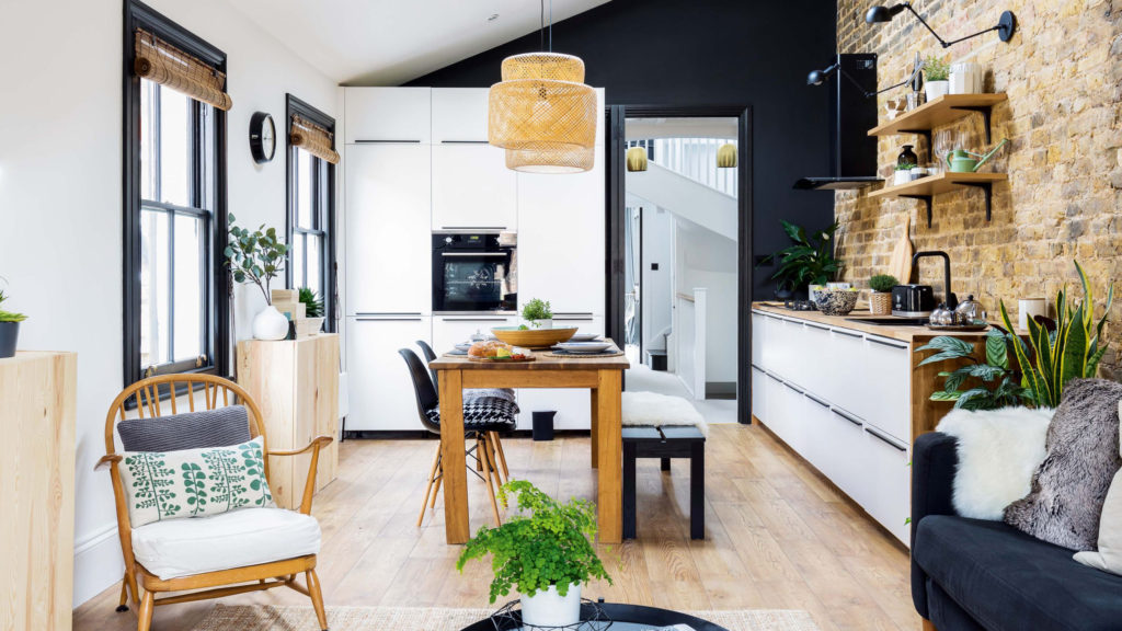 A KITCHEN EXTENSION WITH SPACE FOR LOUNGING TOO, HOUSE EXTENSION GLASGOW